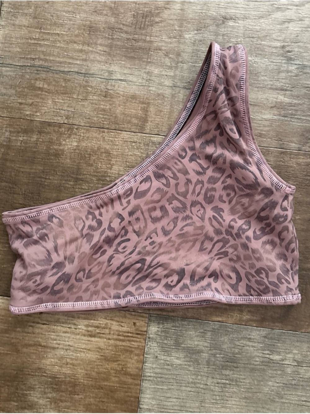 One-Shoulder Leopard Print Athletic Bralette - Pink
